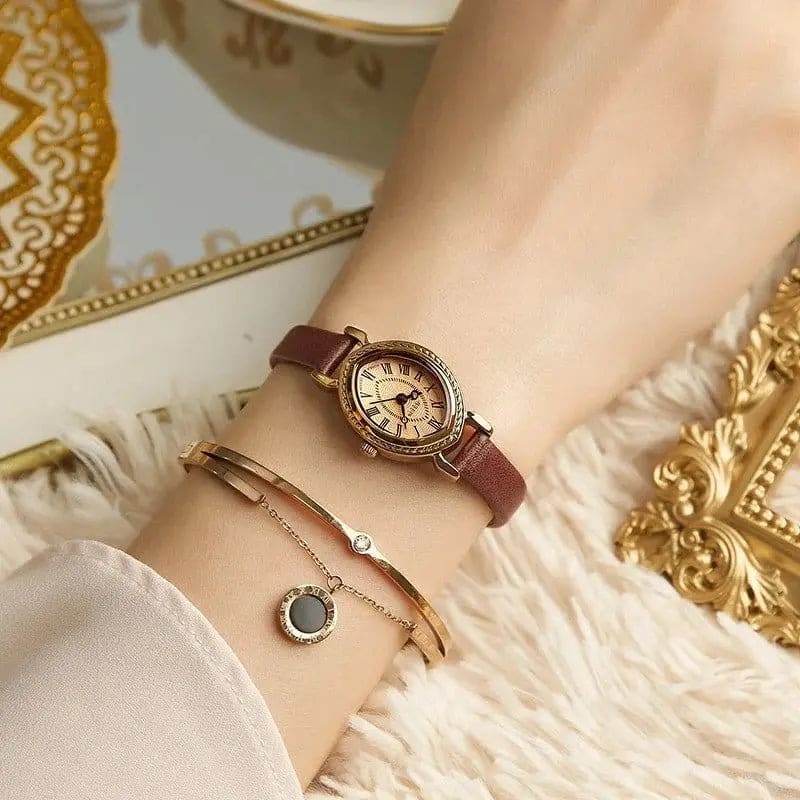 Oval Belt Quartz Waterproof WatchHAFIZ & CO