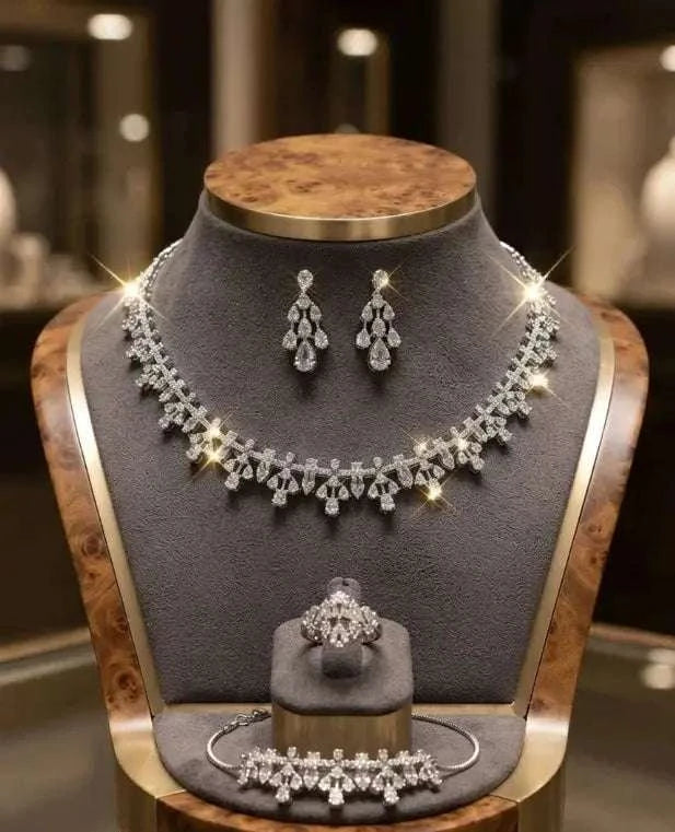 Stylish Silver Jewelry SetHAFIZ & CO